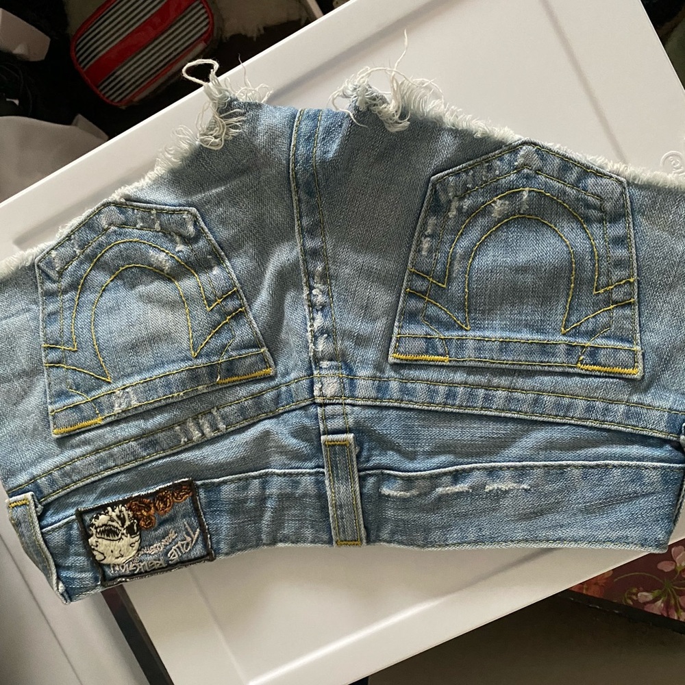 Cut off denim true religion shorts